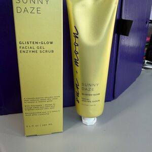 Glisten + Glow Facial Enzyme Scrub - Yellow